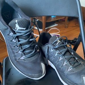 Jordan Flight Runner 2